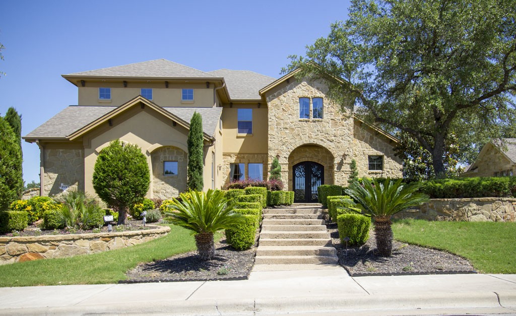 Senna Hills neighborhood home - transitional style with native landscaping.