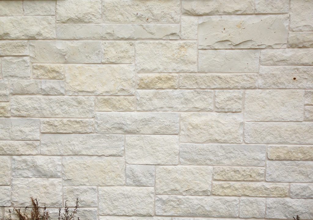 white sawn limestone veneer